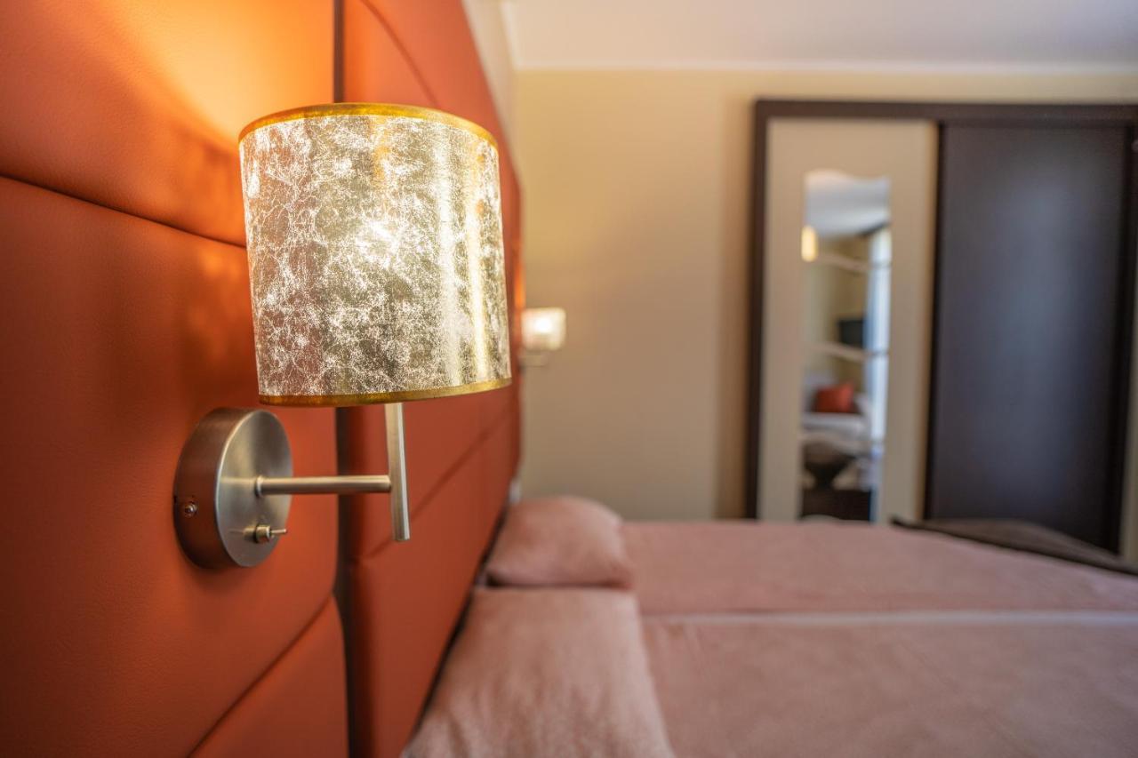 4 Asz Deluxe Apartman Gyula Zewnętrze zdjęcie