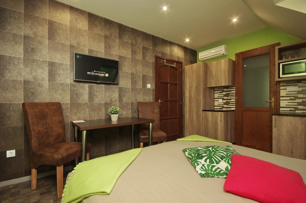 4 Asz Deluxe Apartman Gyula Zewnętrze zdjęcie